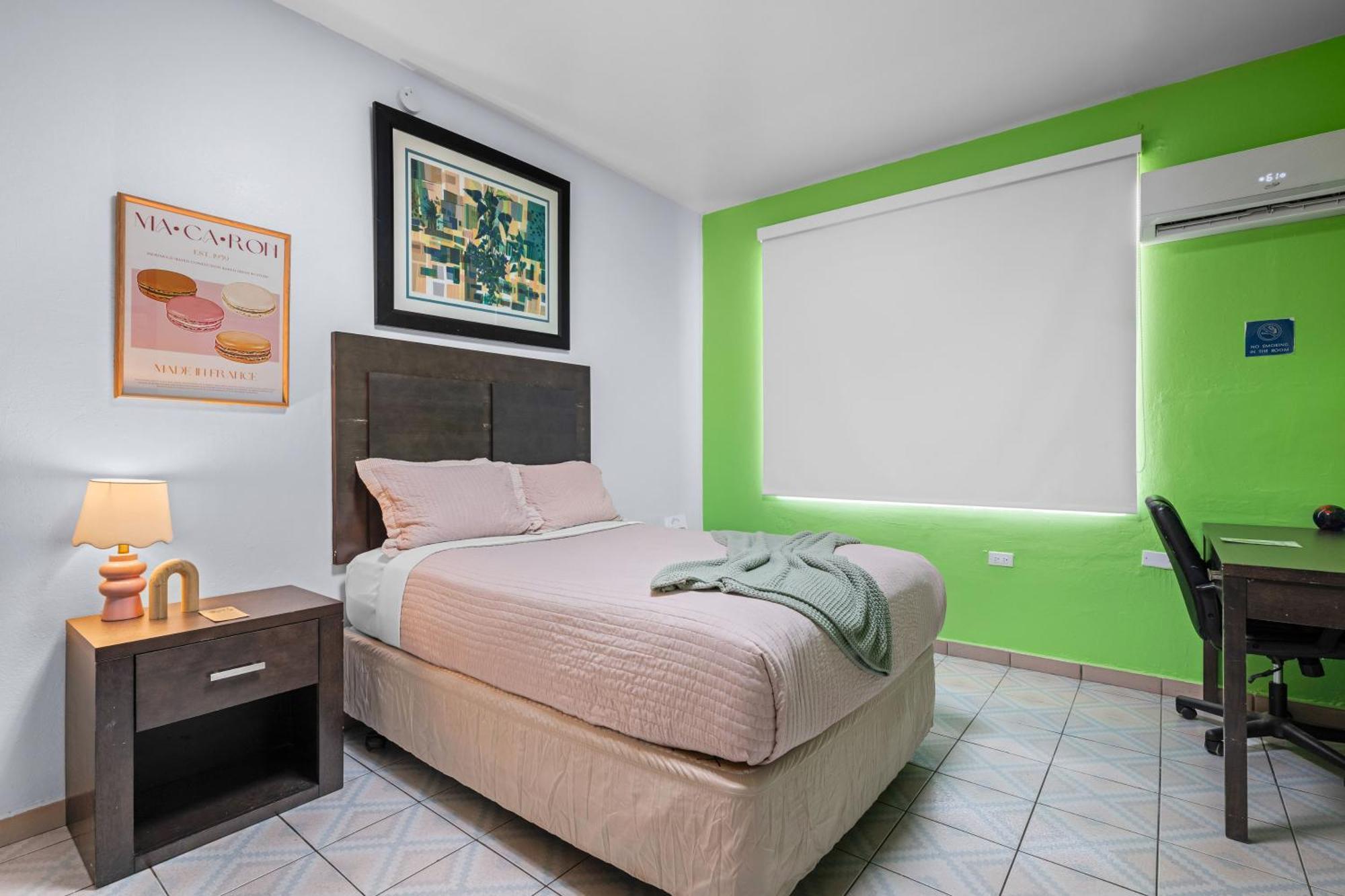 Borinquen Beach Inn San Juan Luaran gambar