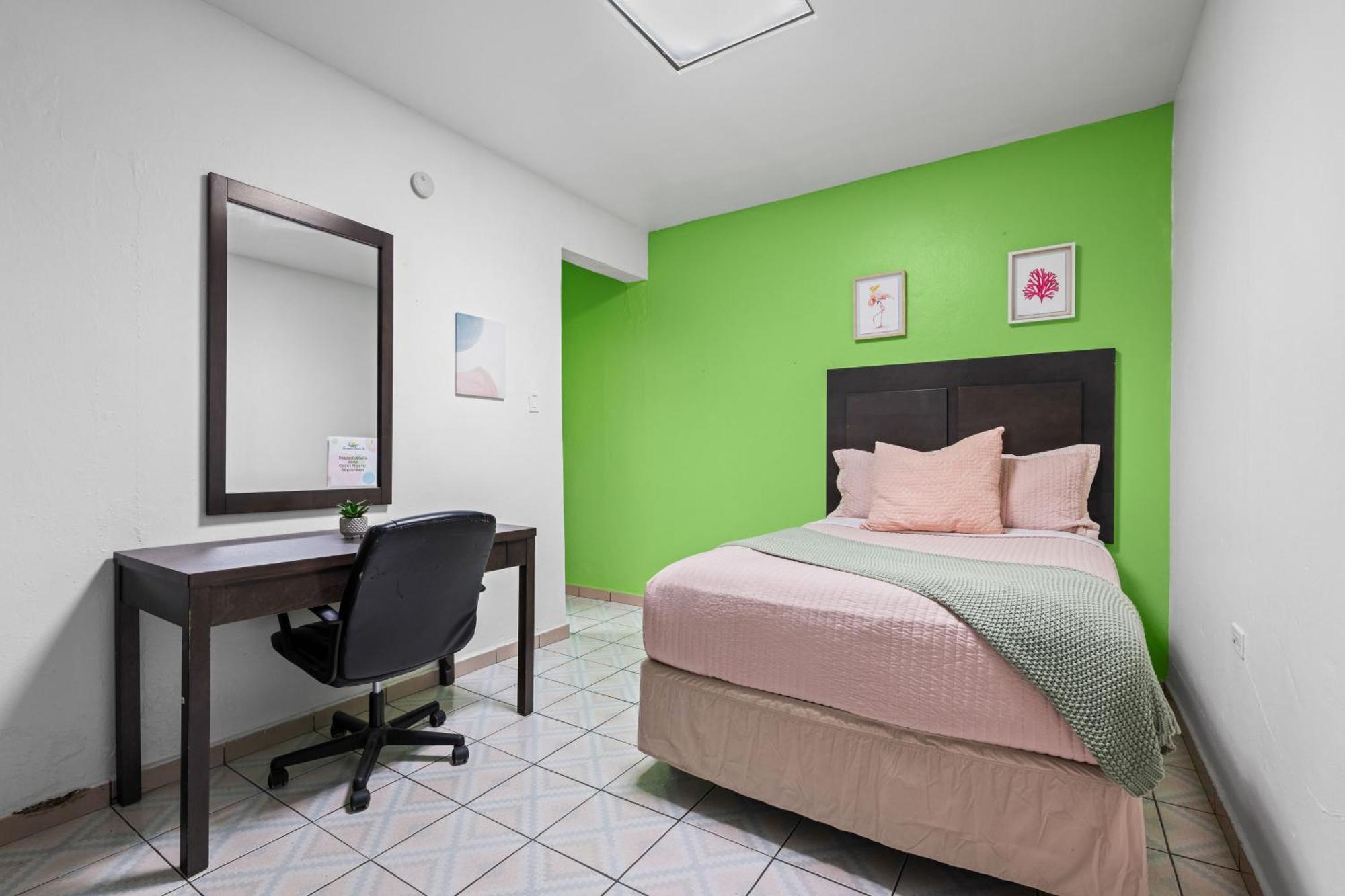 Borinquen Beach Inn San Juan Luaran gambar